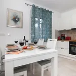 بيت للعطل House Tia *