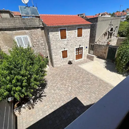 House Tia Vrboska