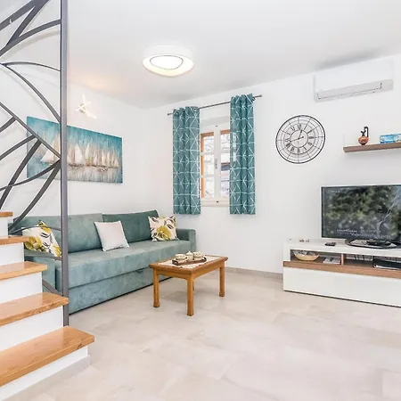 House Tia Будинок відпочинку