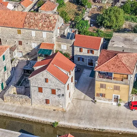 House Tia Будинок відпочинку Врбоська