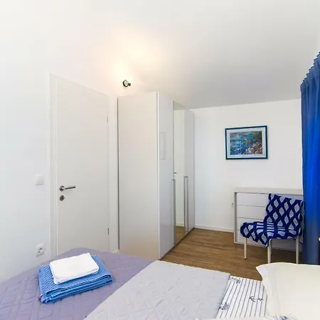 Holiday home House Tia Vrboska