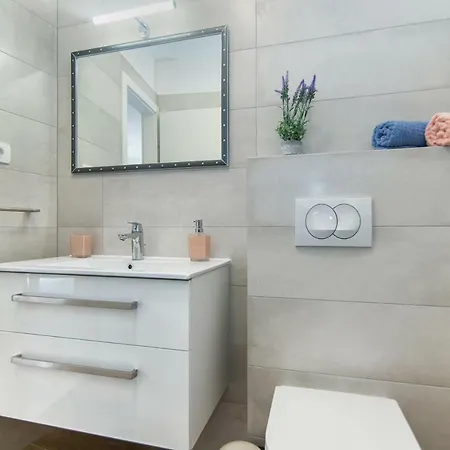 Semesterbostad House Tia Vrboska